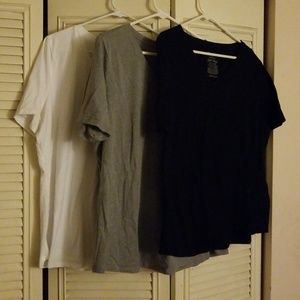 3 2X Faded Glory Vneck Tshirts